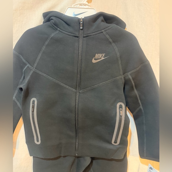 Kids Nike Hooded Track Suit - Picture 2 of 10